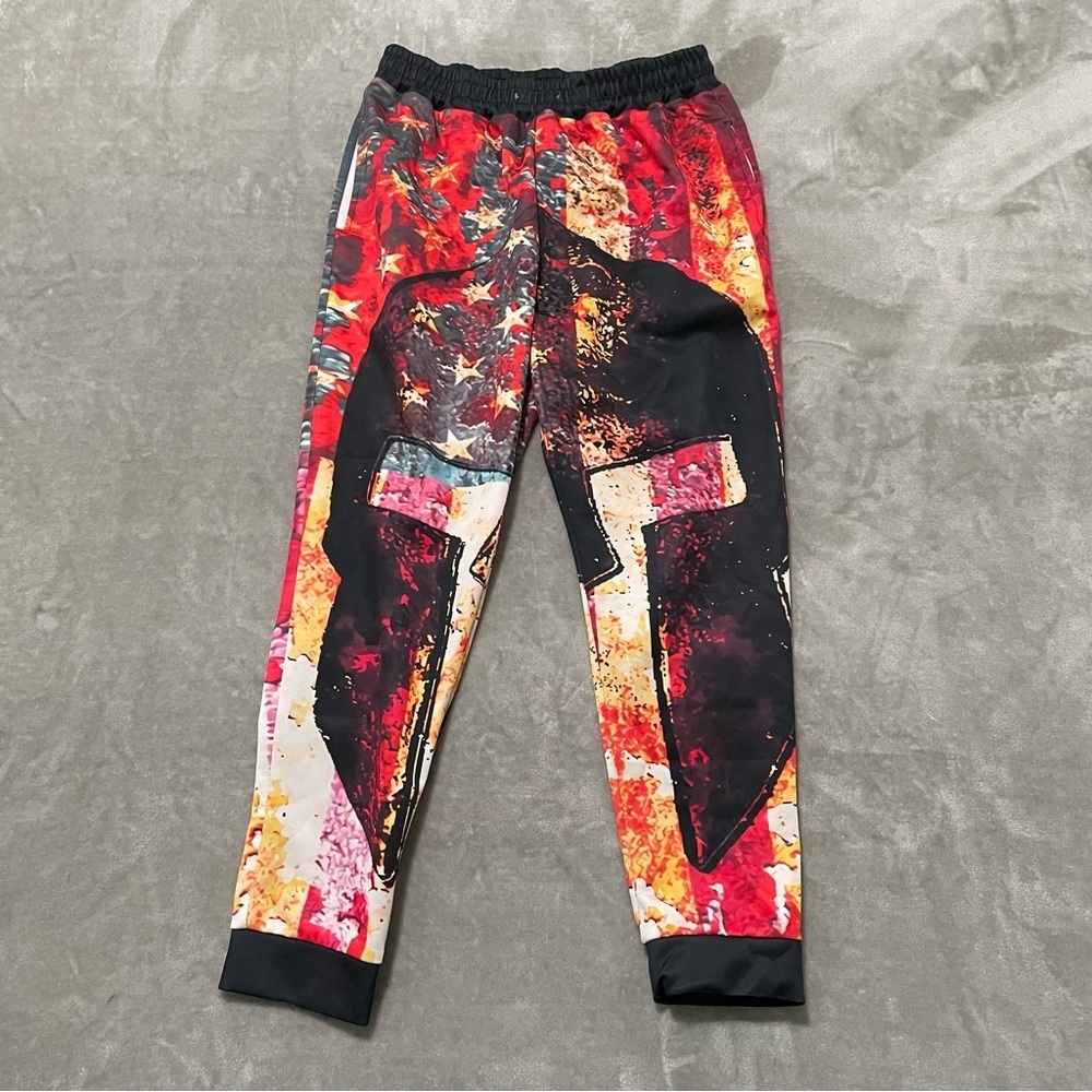 Vibrant Ornate Graphic Sweatpants Red Black Spartan Pattern Men’s Size L/XL